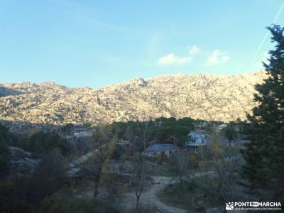 Cerro de la Camorza: Vistas Impresionantes de La Pedriza y el Yelmo;actividades de montaña el taller